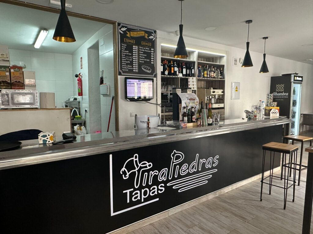 Bar Tirapiedras